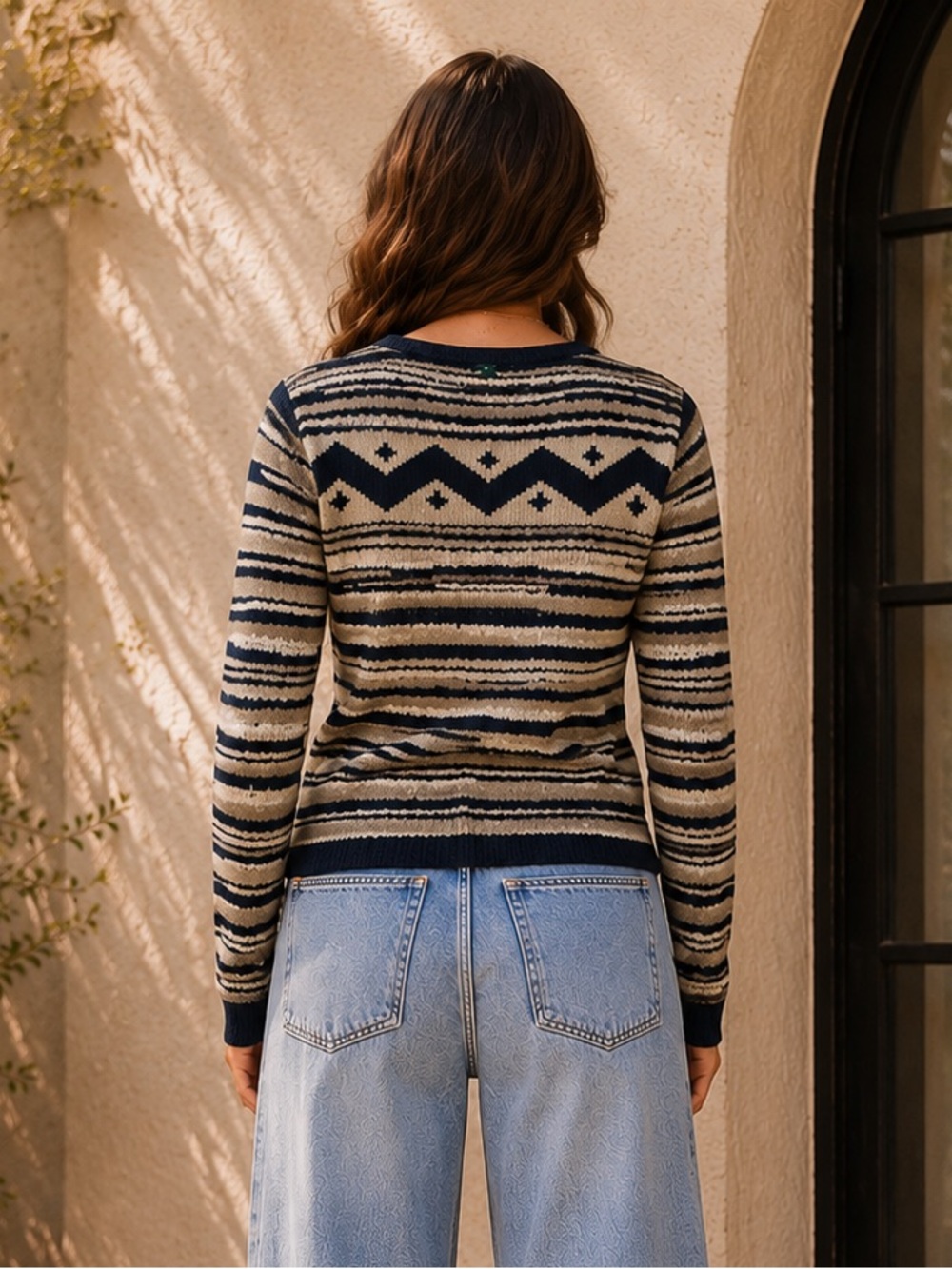 Vintage Lauren Ralph Lauren Knit Crewneck Sweater
Women's Medium Navy Cream Cozy - Picture 2 of 10